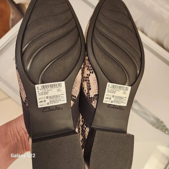 Clarks Collection Slip-On Loafers - Juliet Dahlia. NIB. Size 8.5 and 8.5 W - Picture 10 of 11